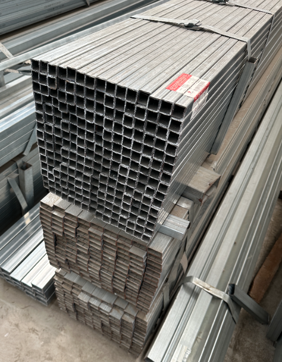 龙岩现货供应30*50*2镀锌方管50*80*3.0 20*20*1.5 20*40*2.0规格齐全